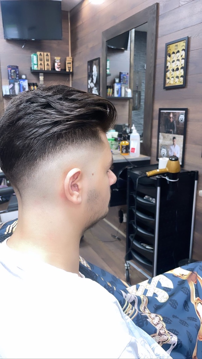 Salon Shave & Cut – arbete