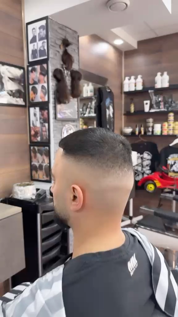 Salon Shave & Cut – arbete